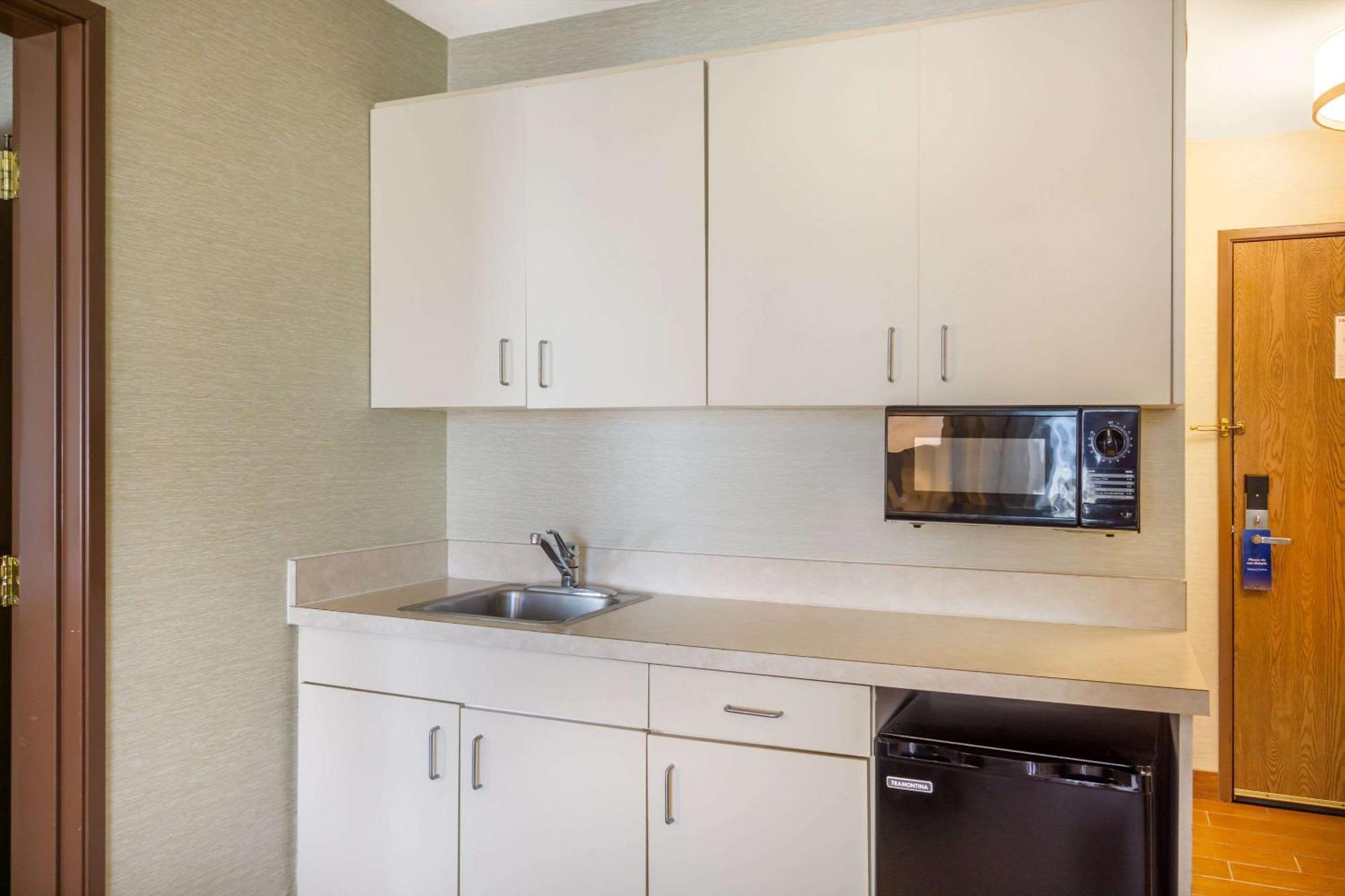 Comfort Inn Federal Way - Seattle Экстерьер фото