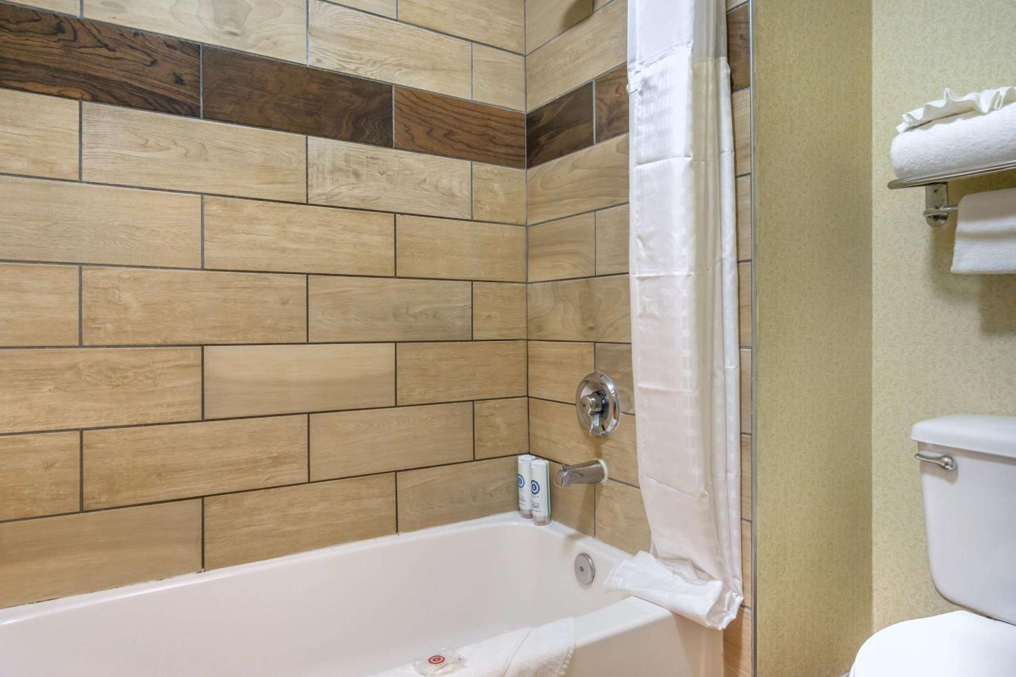 Comfort Inn Federal Way - Seattle Экстерьер фото