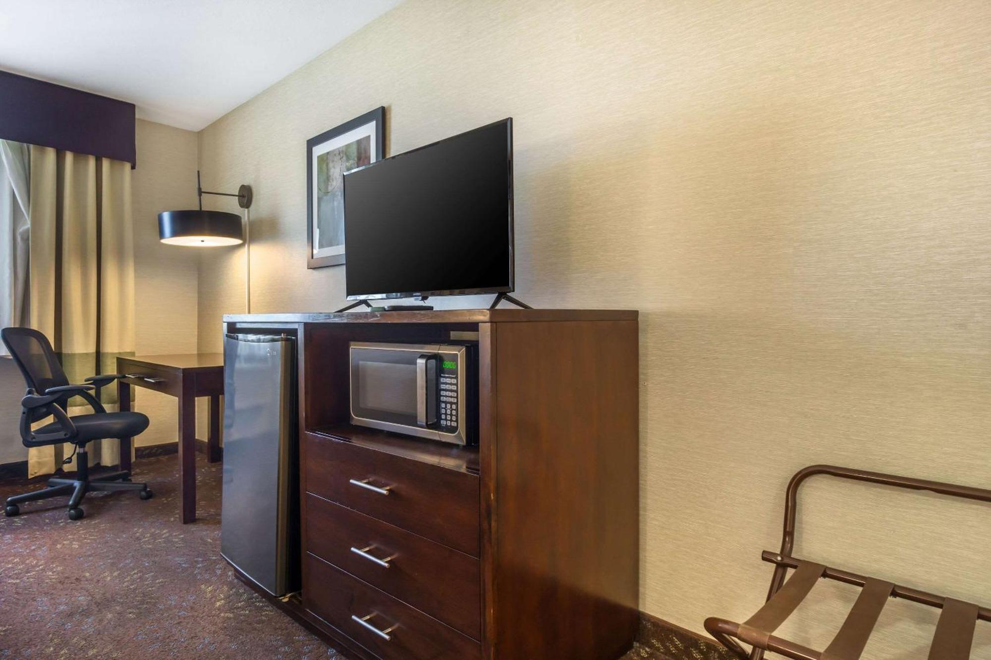 Comfort Inn Federal Way - Seattle Экстерьер фото
